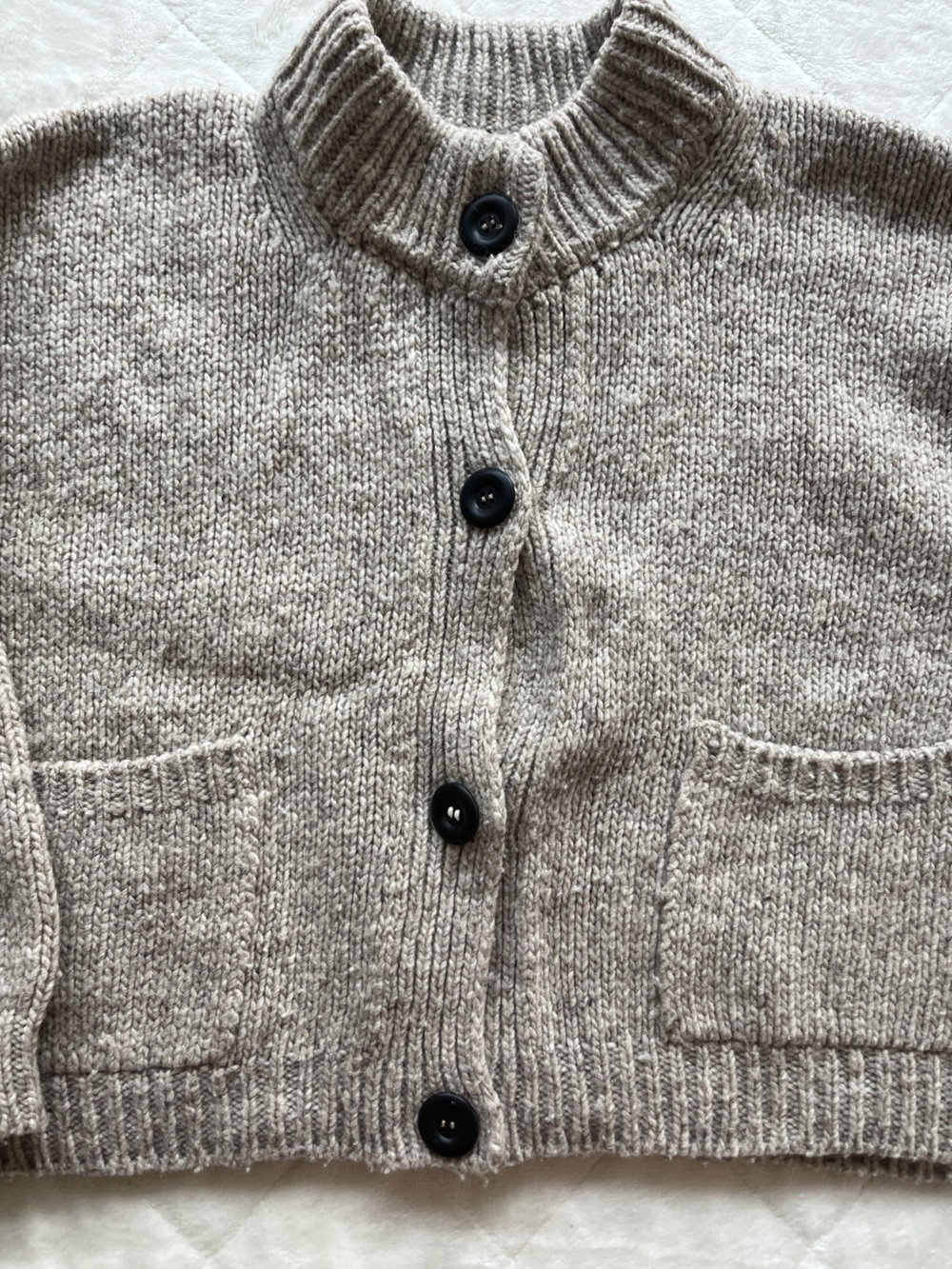 babaa no. 23 Cardigan - Picture 2 of 15